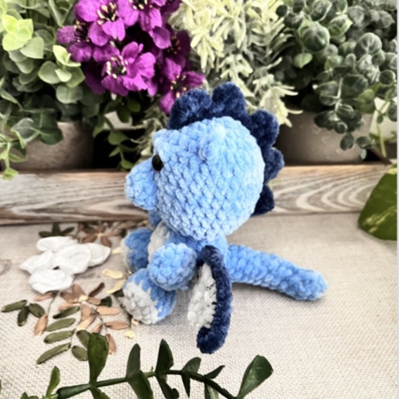 Handmade Mini Dragon Amigurumi - Small, blue - Picture 7 of 9